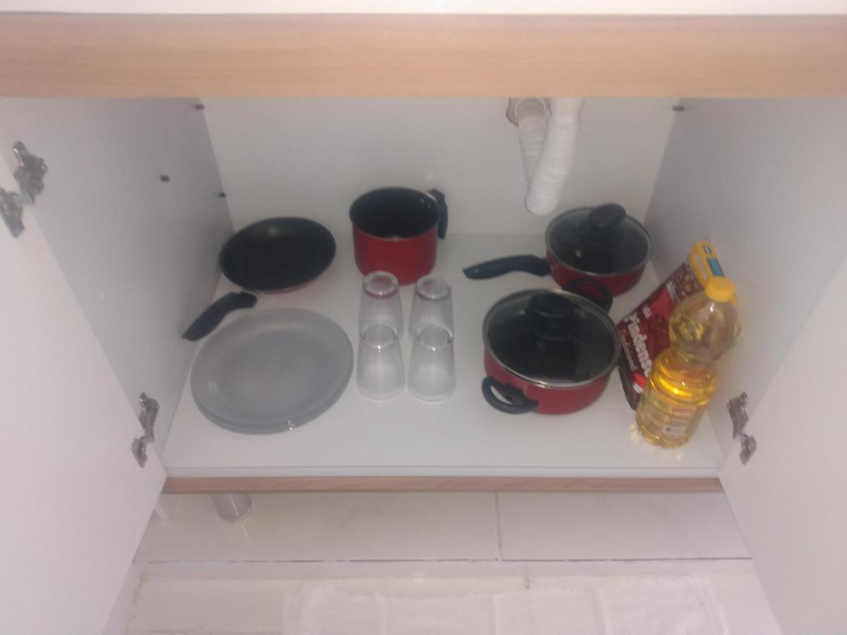 Appartamento Loft 2 Completo Ar Canais Assinat Garagem Internet Prox Aparecida E Industrias Pindamonhangaba Esterno foto